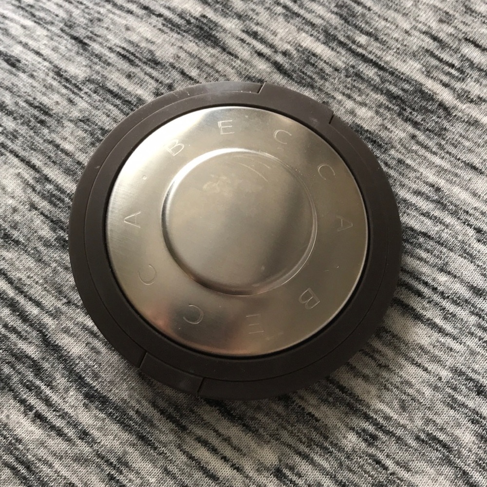 Champagne Pop Highlighter